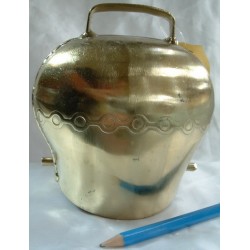 Cloche acier bombé bronze 110mm BOVIN